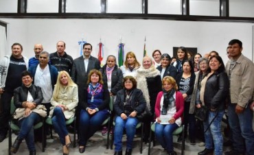 Escuelas de Reconquista recibieron aportes del FAE